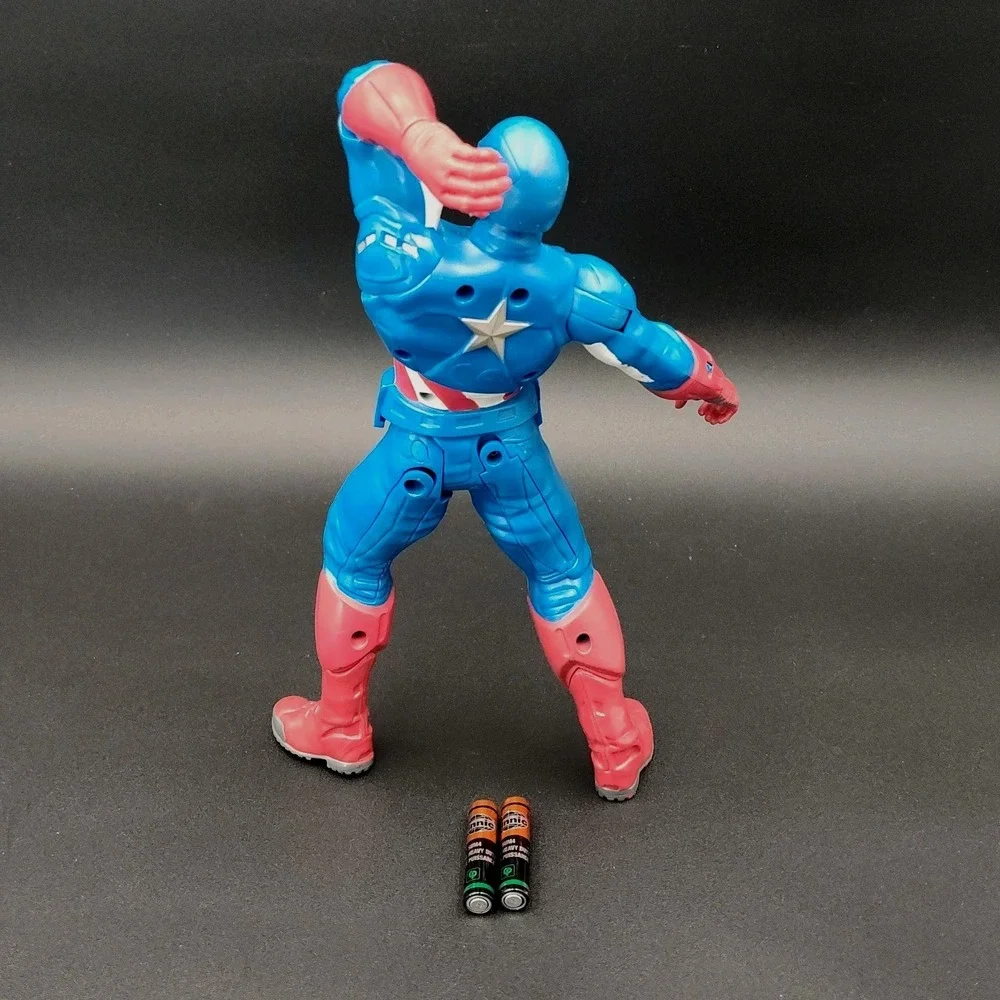 Captain America Avengers Marvel Talks‎ Toy Electronic Fig 2012 10